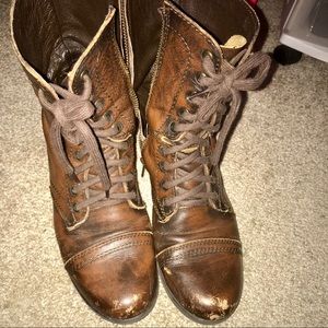 Troopa Steve Madden boots
